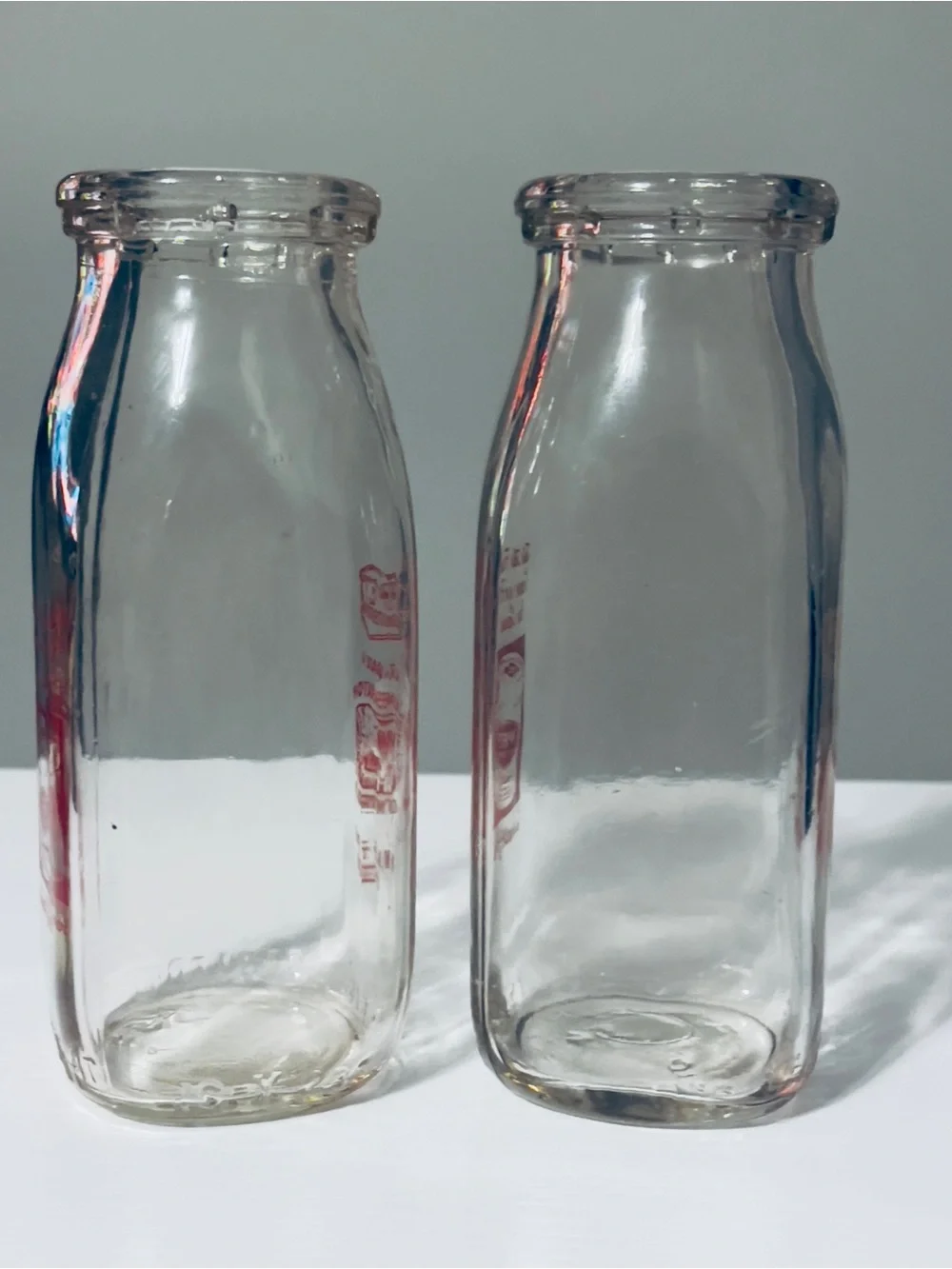 Vintage Pet Dairy Half Pint Glass Milk Bottles 1950’s Advertising Set Of 2